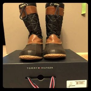 Tommy Hillfiger Womens Winter Boots